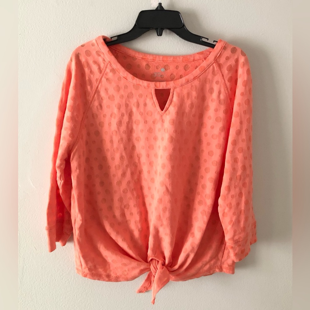 Hearts of Palm Coral Tie-Hem Dot Detail Top